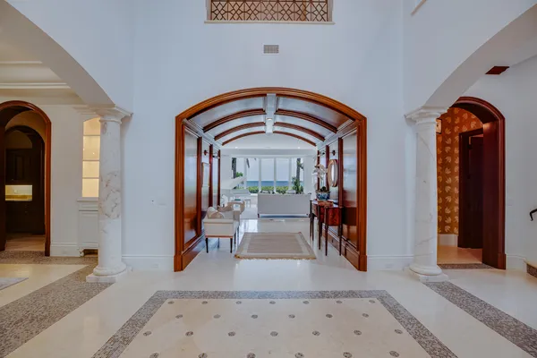 $24,995,000 | 10 Ocean Drive, Vero Beach, FL 32963