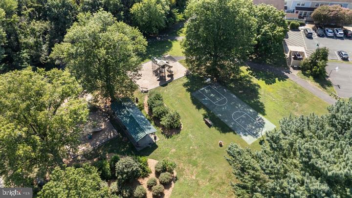 1806 North Shore Court Reston, VA 20190 - Photo 53 of 58 Community amenities