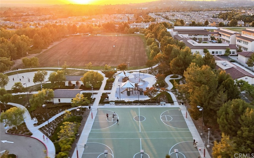 65 Rockinghorse Irvine, CA 92602 - Photo 39 of 43 an aerial view of residential houses with outdoor space