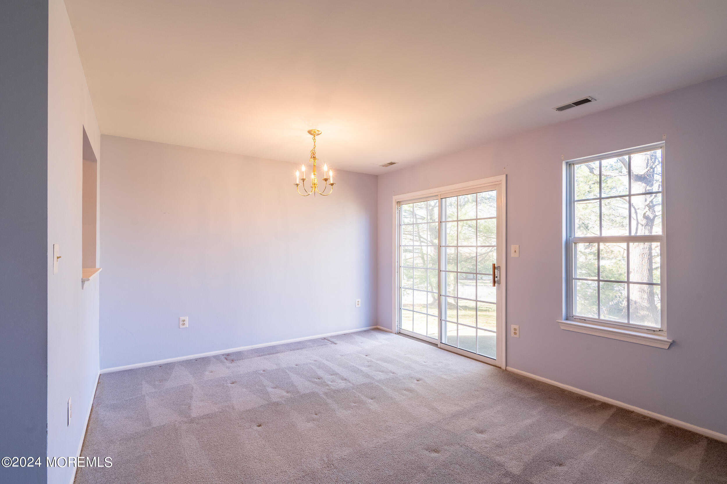 52 Perri Road Freehold, NJ 07728 - Photo 17 of 27 Dining 2