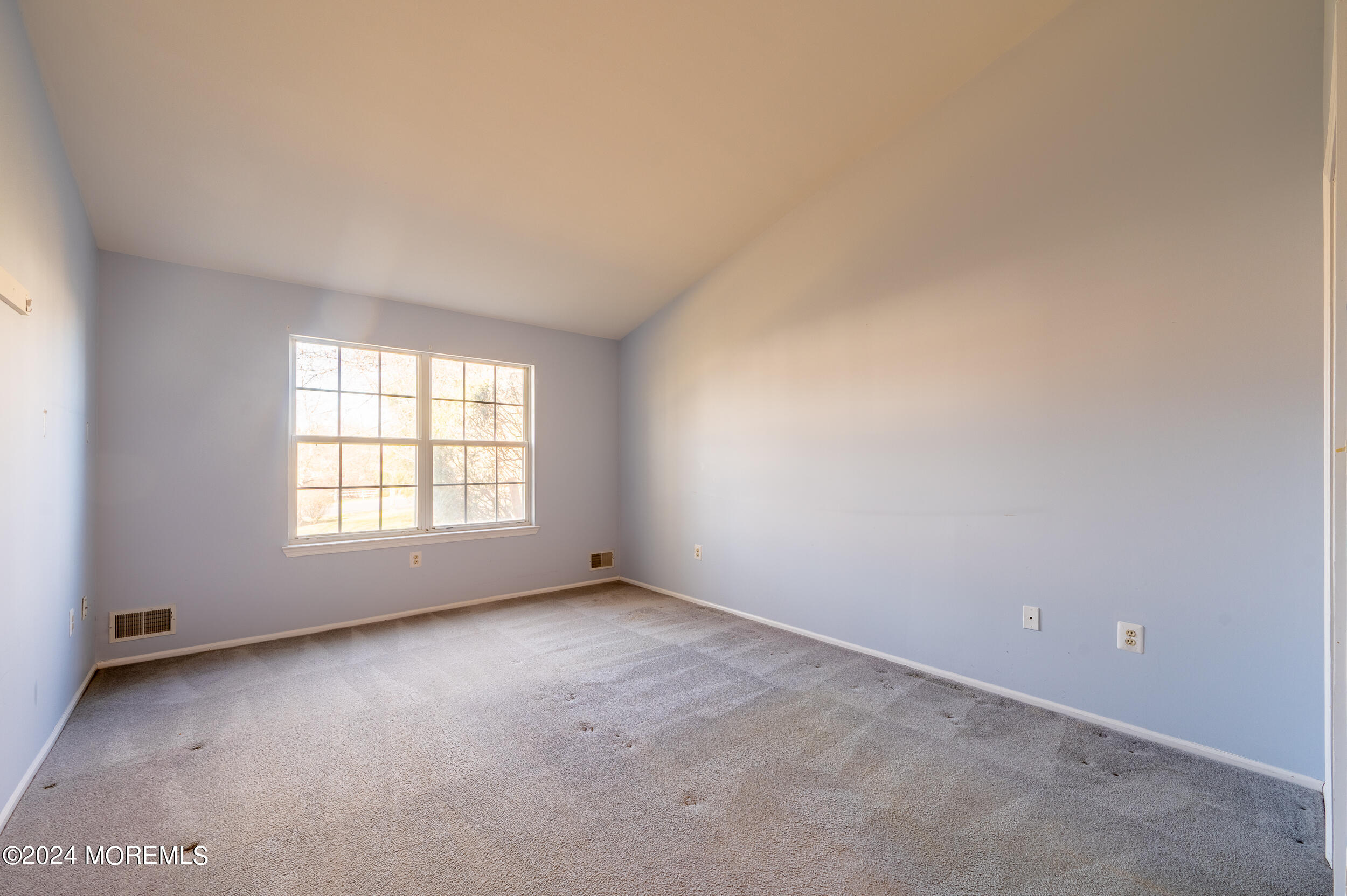 52 Perri Road Freehold, NJ 07728 - Photo 19 of 27 Master 1