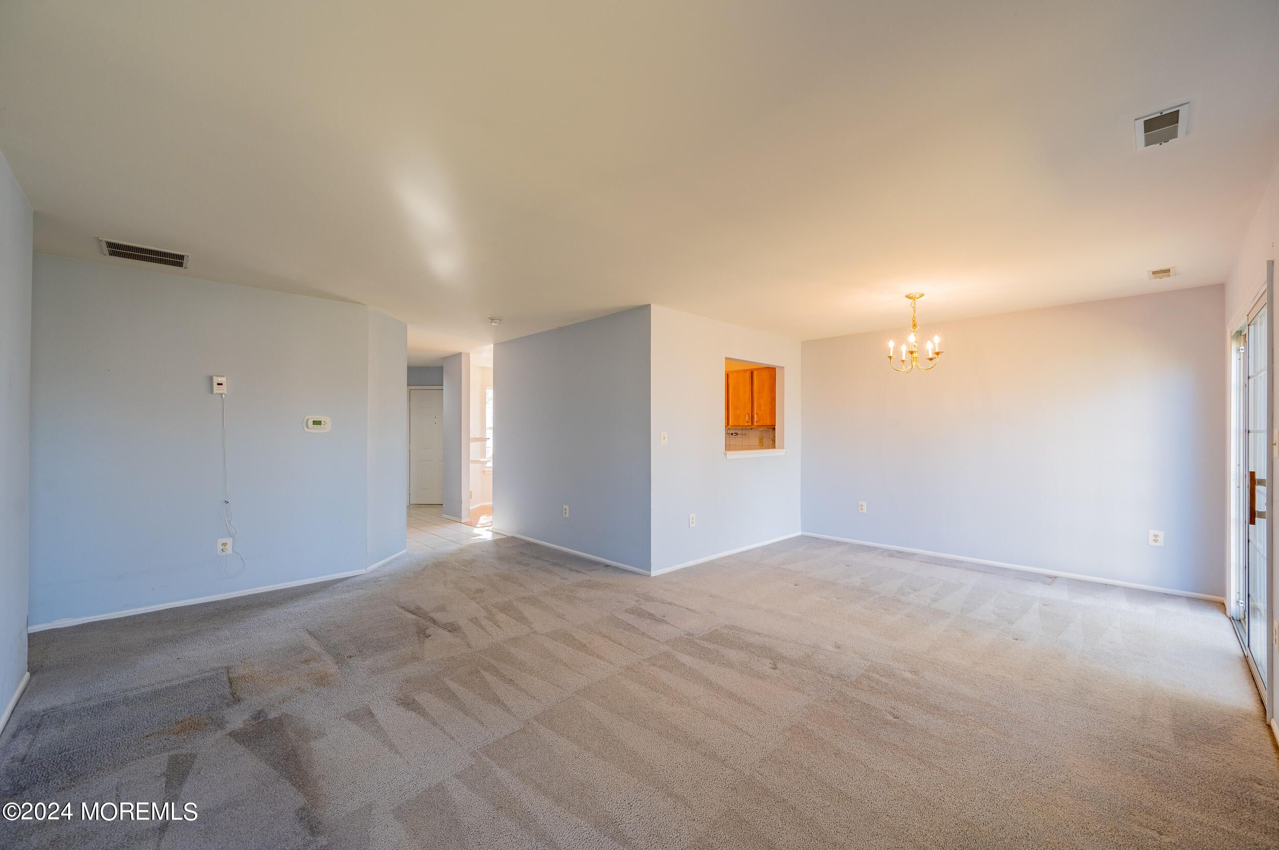52 Perri Road Freehold, NJ 07728 - Photo 9 of 27 Living 2