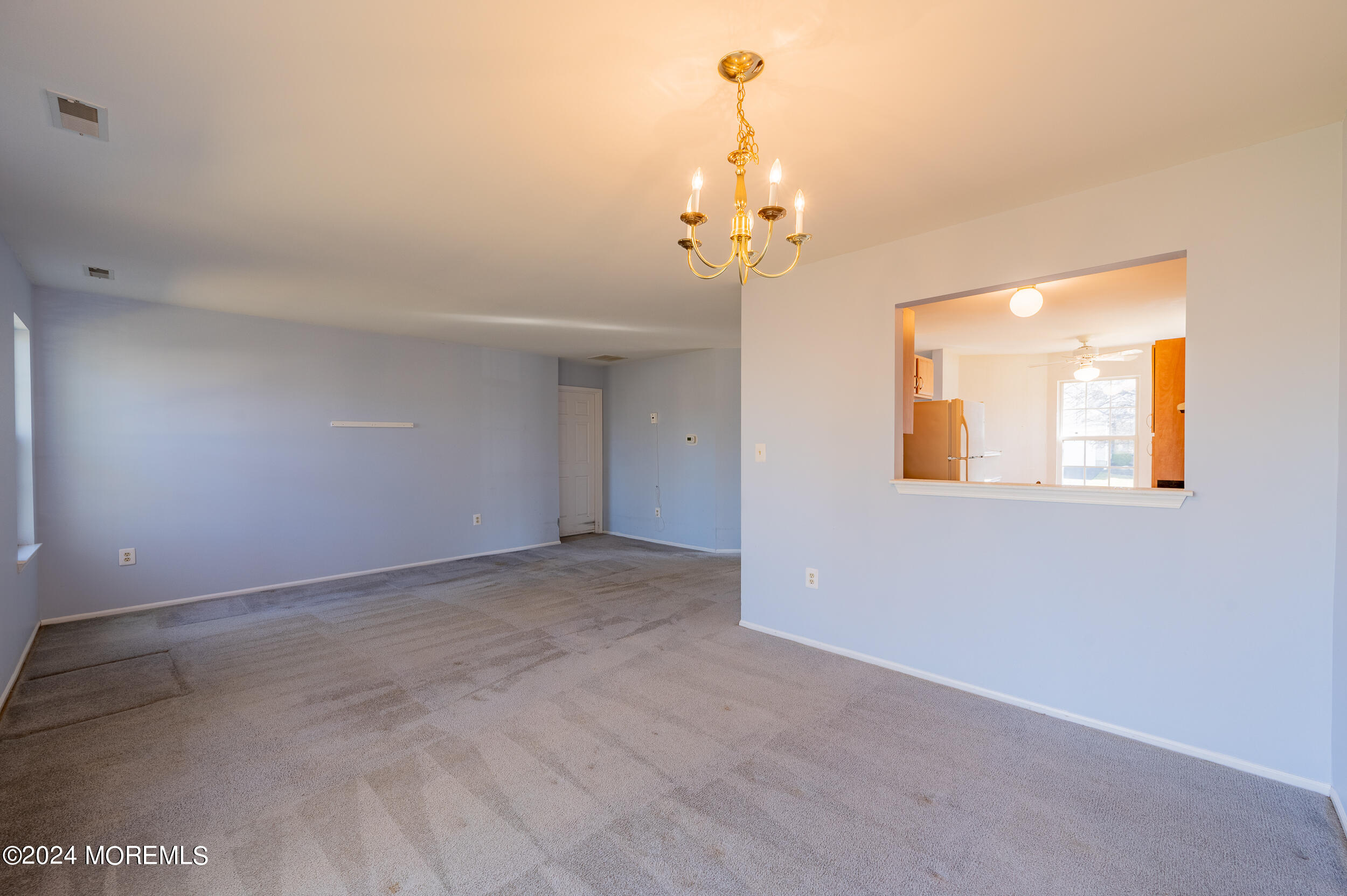 52 Perri Road Freehold, NJ 07728 - Photo 10 of 27 Dining 3