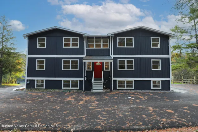 $2,100 | 3191 Highway 23, Unit 3, Hillsdale, NY 12529