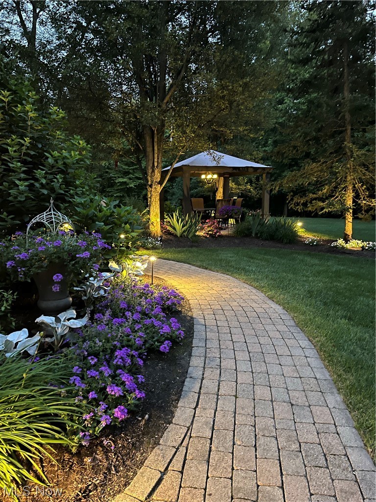17075 Reeves Road Middlefield, OH 44062 - Photo 9 of 45