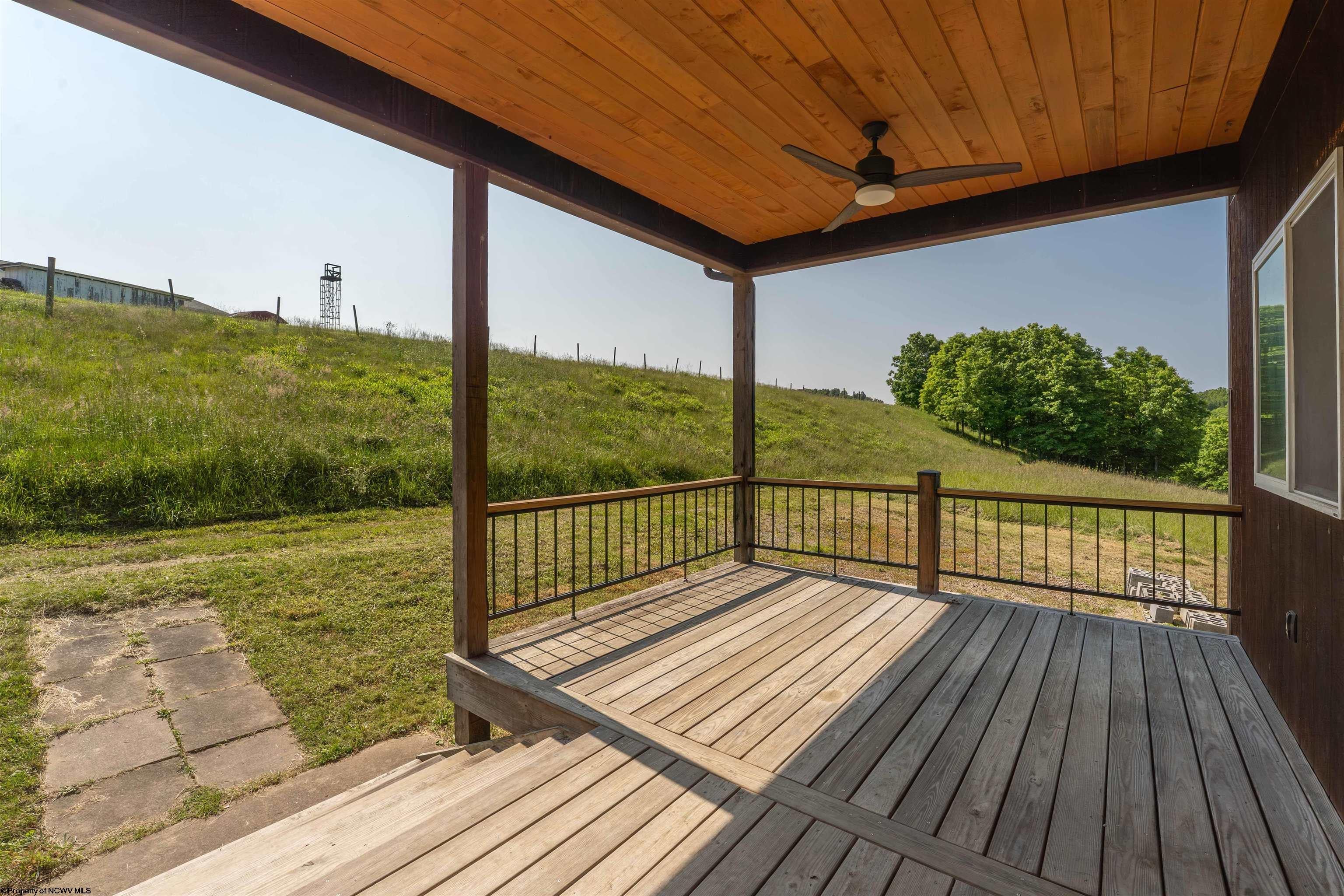 120 Cunningham Road Rivesville, WV 26588 - Photo 4 of 41 Gallery Image 4