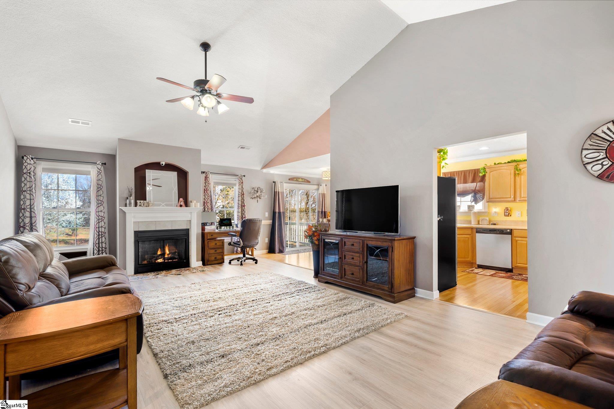 211 Abners Trail Road Greer, SC 29651 - Photo 7 of 27 Gallery Image 7