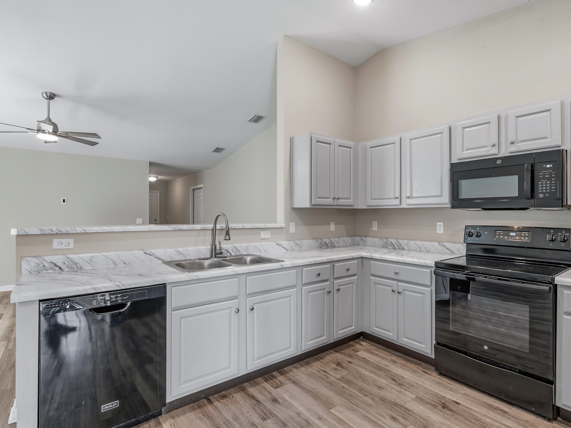 4561 Rivers Landing Drive Tallahassee, FL 32303 - Photo 11 of 47