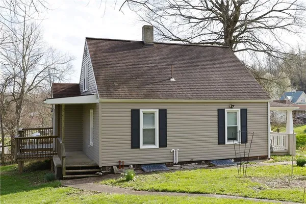 a front view of house with yard