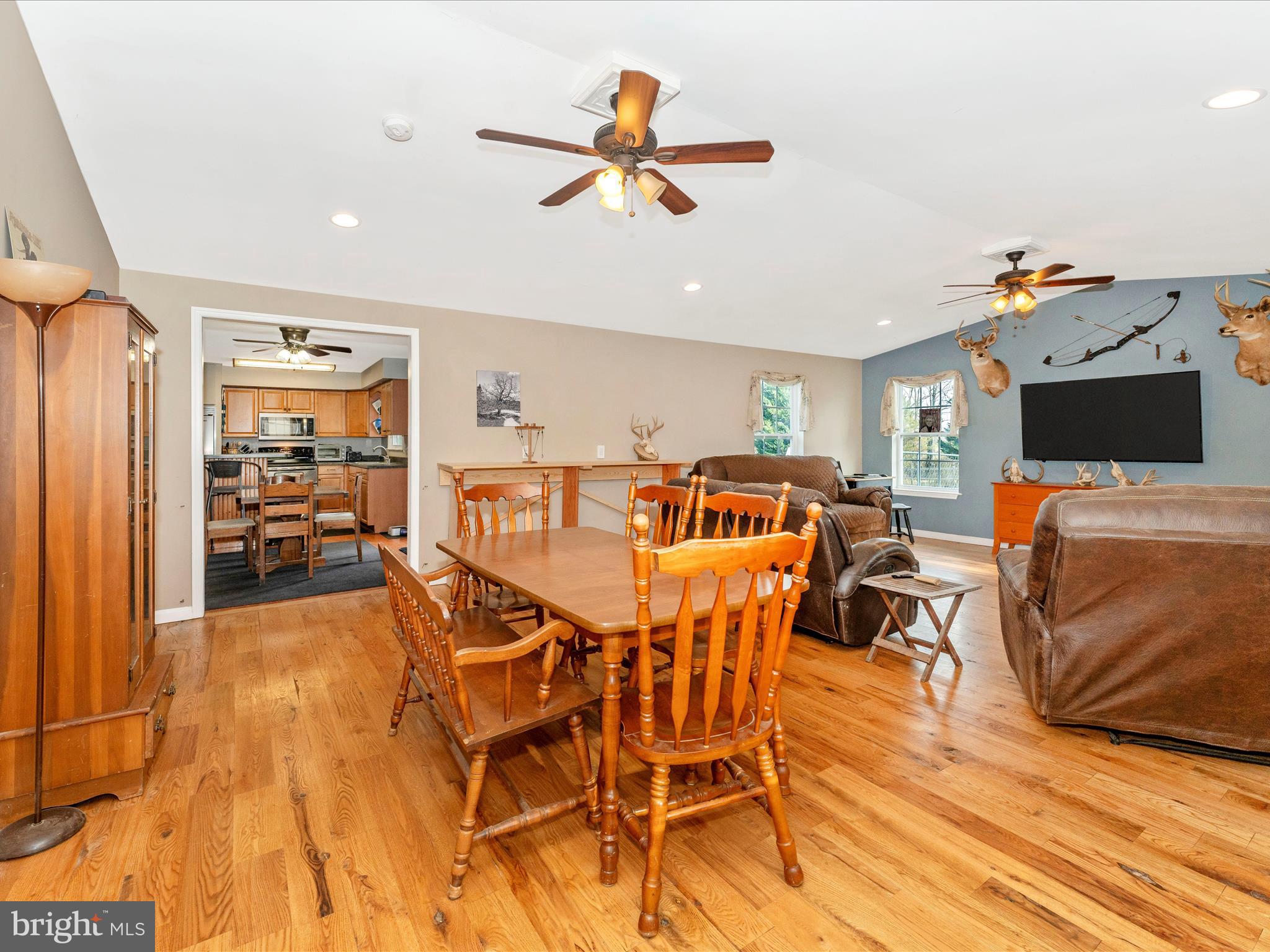15021 Roddy Road Thurmont, MD 21788 - Photo 18 of 51 Dining Room