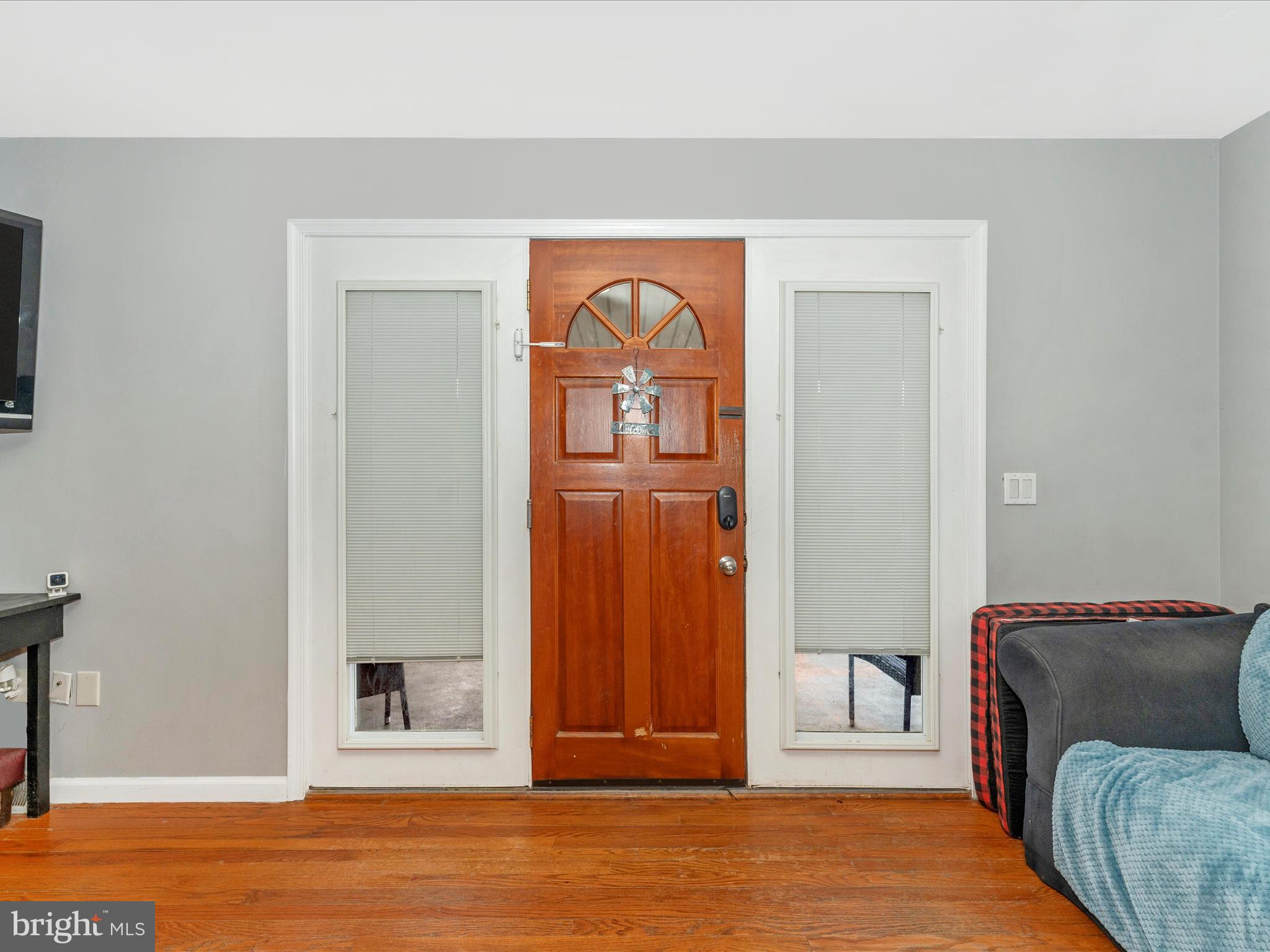 15021 Roddy Road Thurmont, MD 21788 - Photo 3 of 51 Foyer
