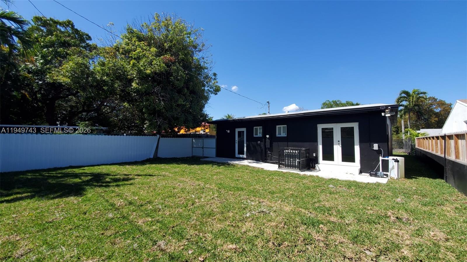 238 Northwest 45th Street Miami, FL 33127 - Photo 32 of 35