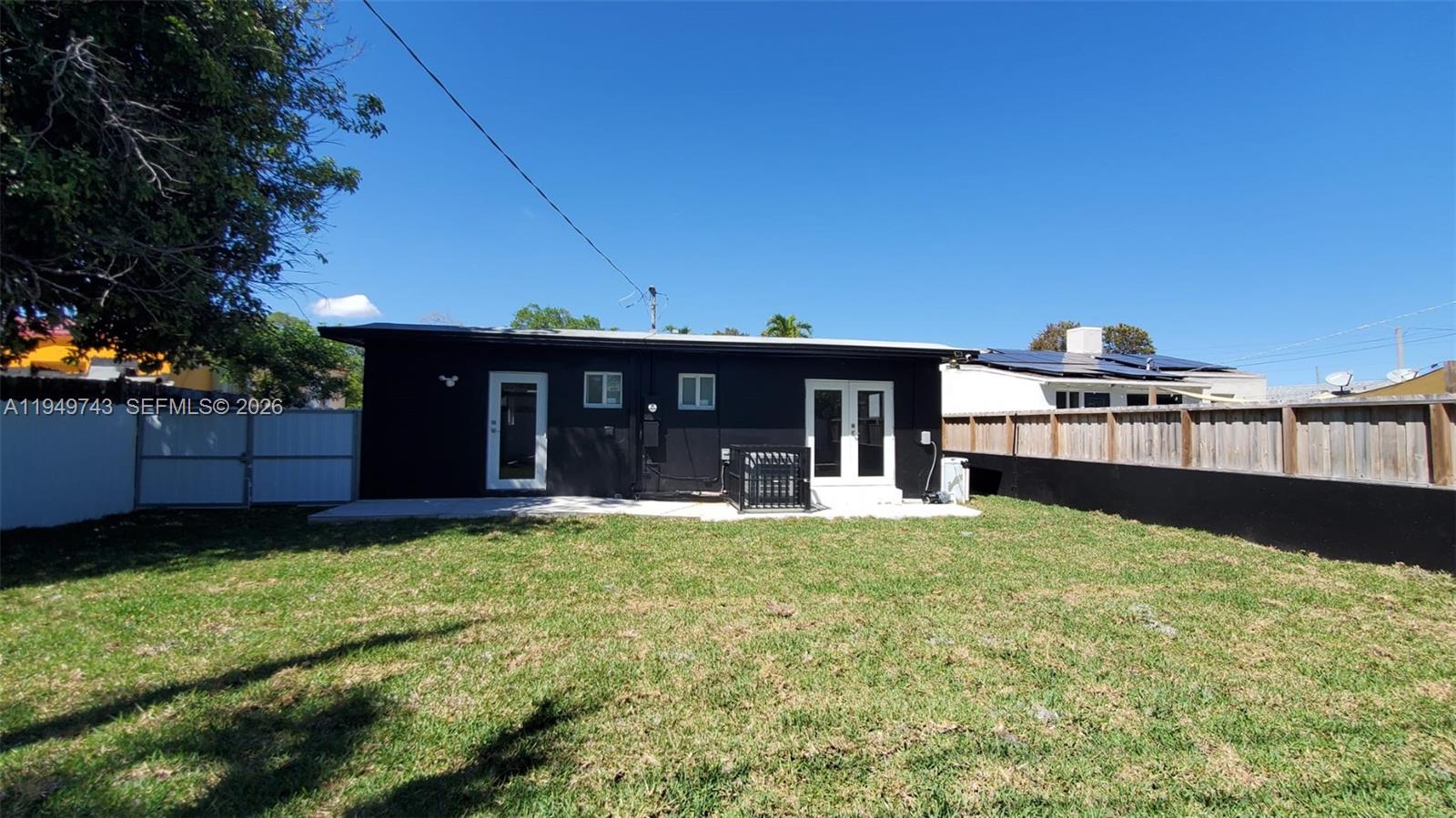 238 Northwest 45th Street Miami, FL 33127 - Photo 34 of 35