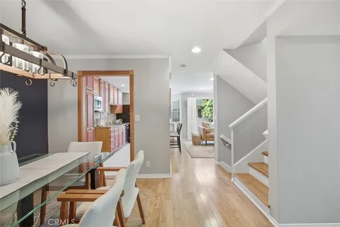$724,998 | 18730 Hatteras Street, Unit 47, Tarzana, CA 91356