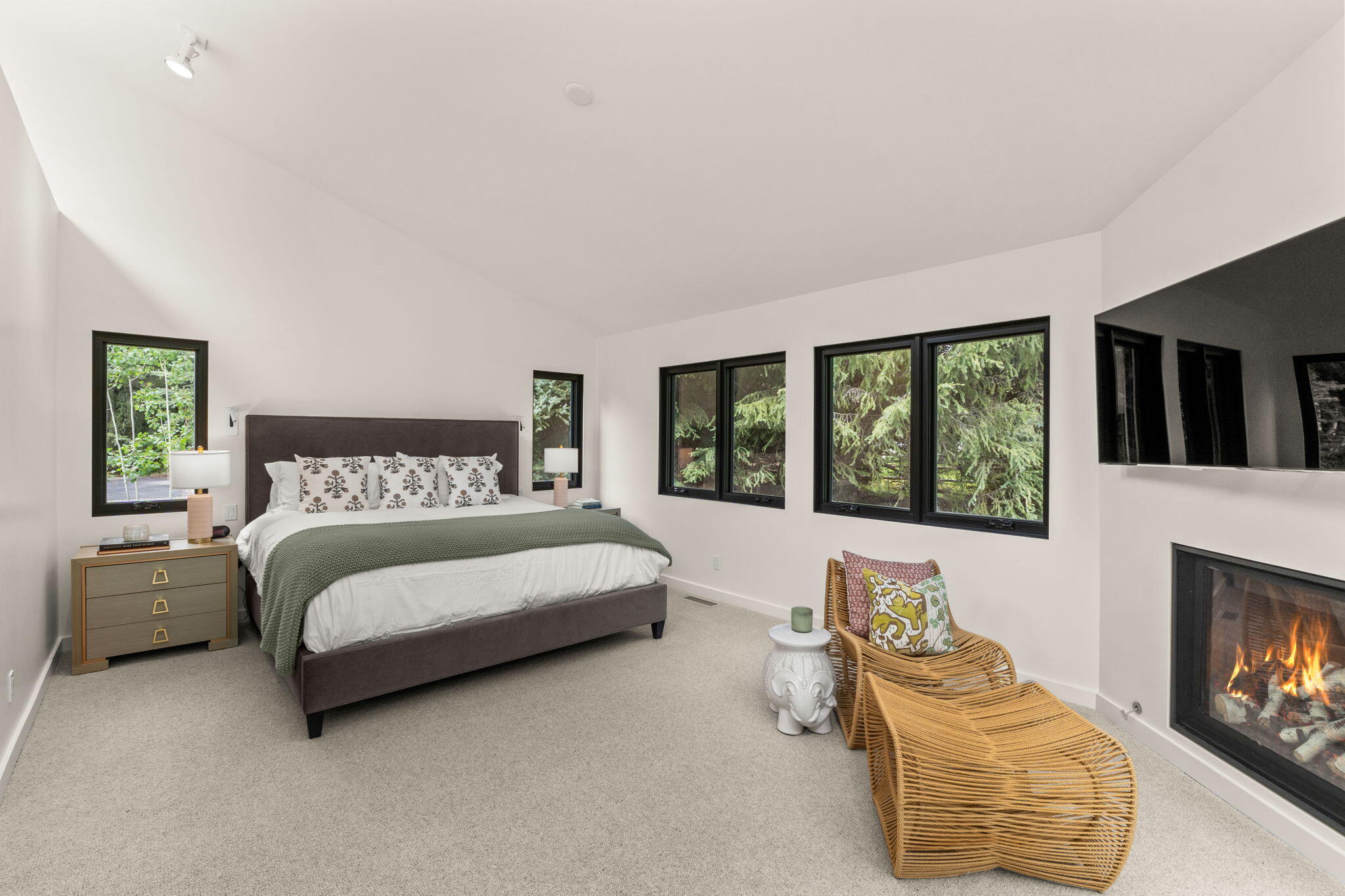 217 Canyon Road Hailey, ID 83333 - Photo 19 of 48 Primary Bedroom