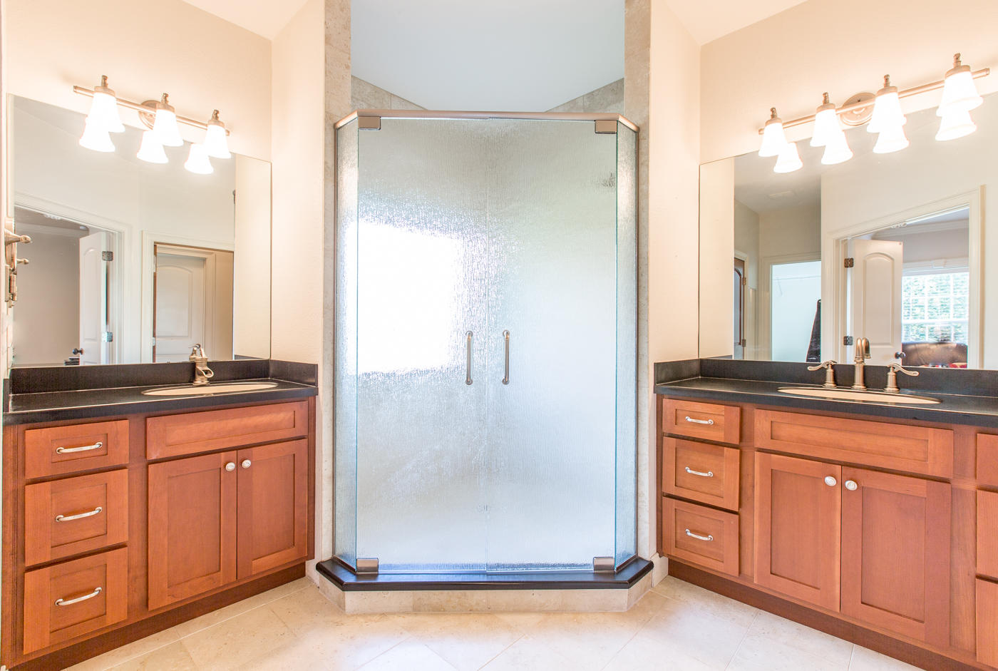 120 North Pointe Road Ringgold, GA 30736 - Photo 13 of 27 Master Bathroom