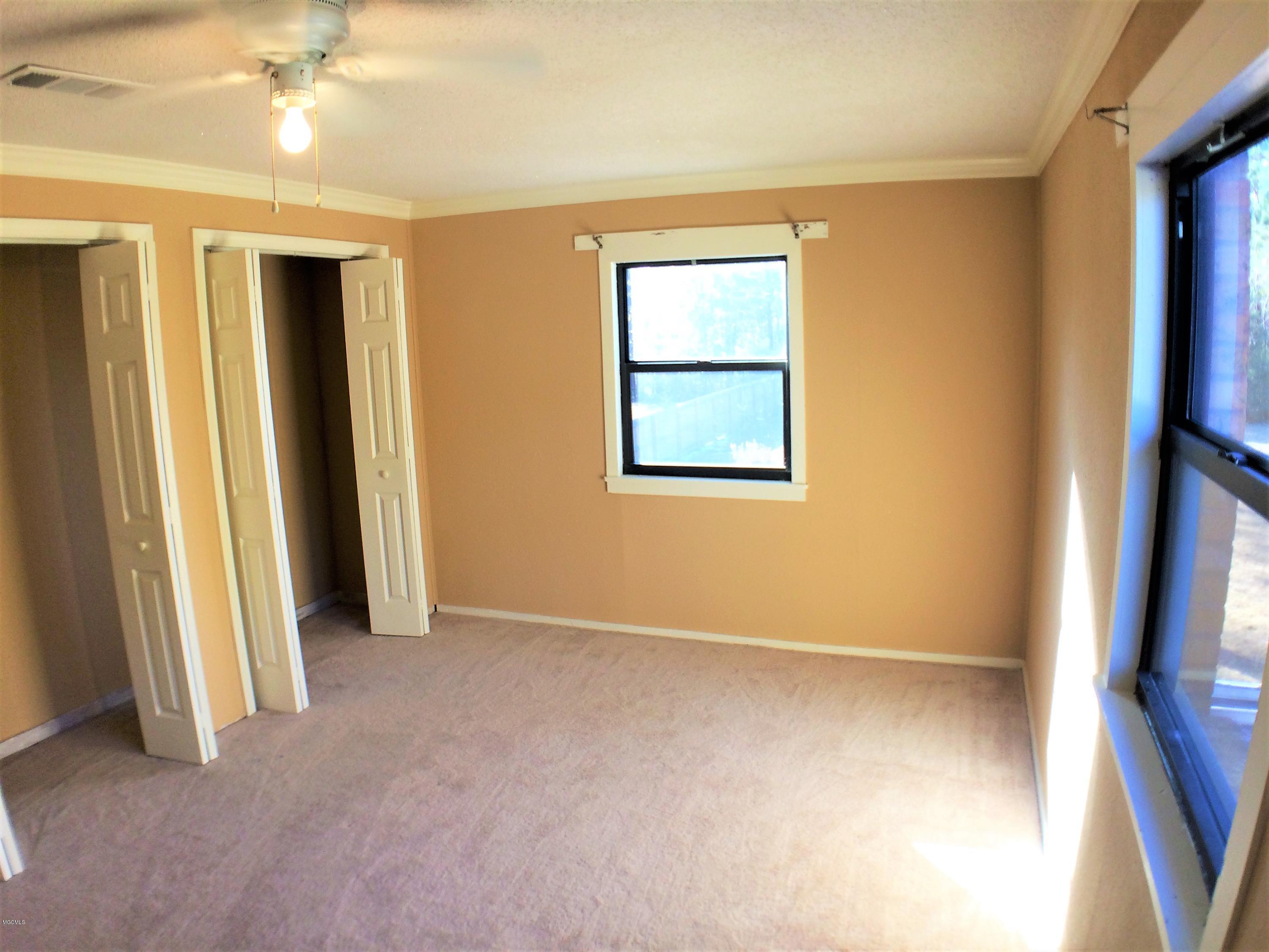 13480 Oneal Road Gulfport, MS 39503 - Photo 11 of 20 Upstairs Room 3