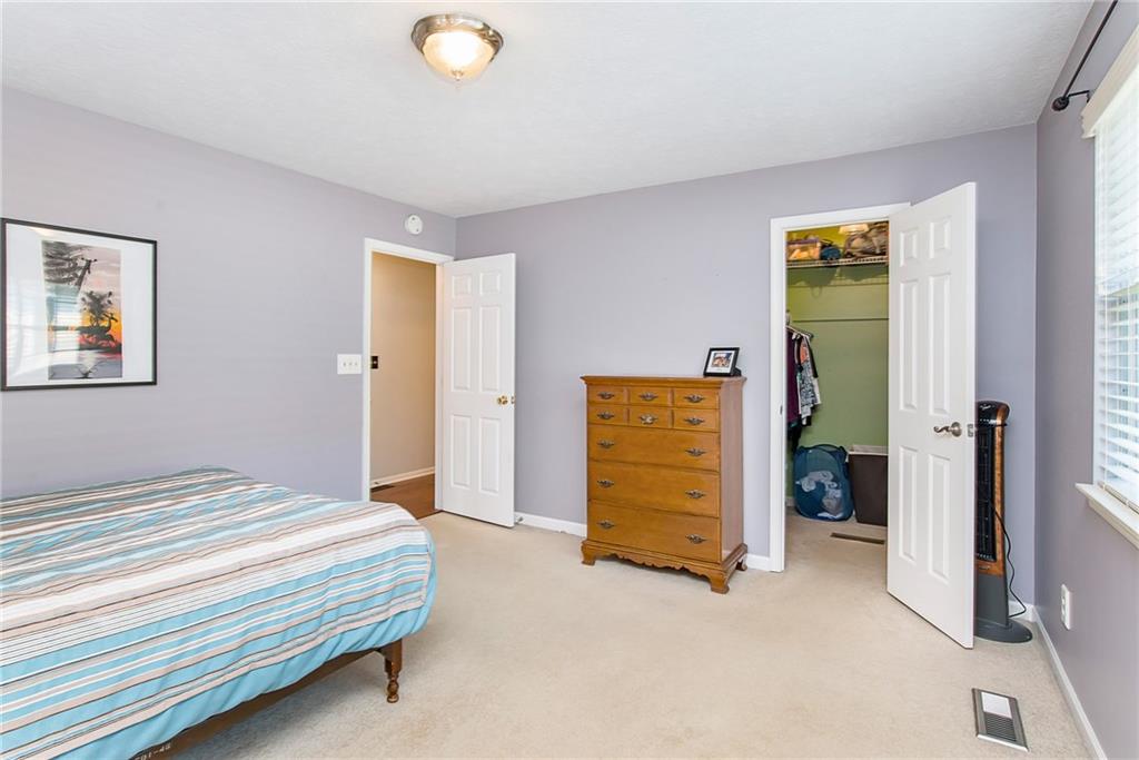 9119 Warwick Road Indianapolis, IN 46240 - Photo 15 of 28