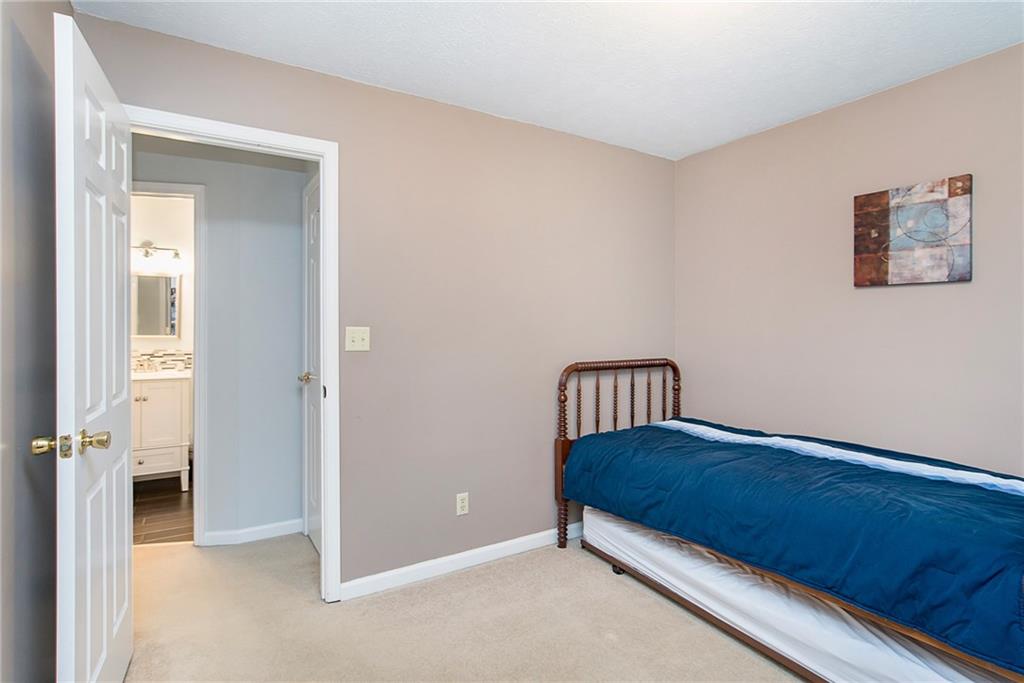 9119 Warwick Road Indianapolis, IN 46240 - Photo 19 of 28