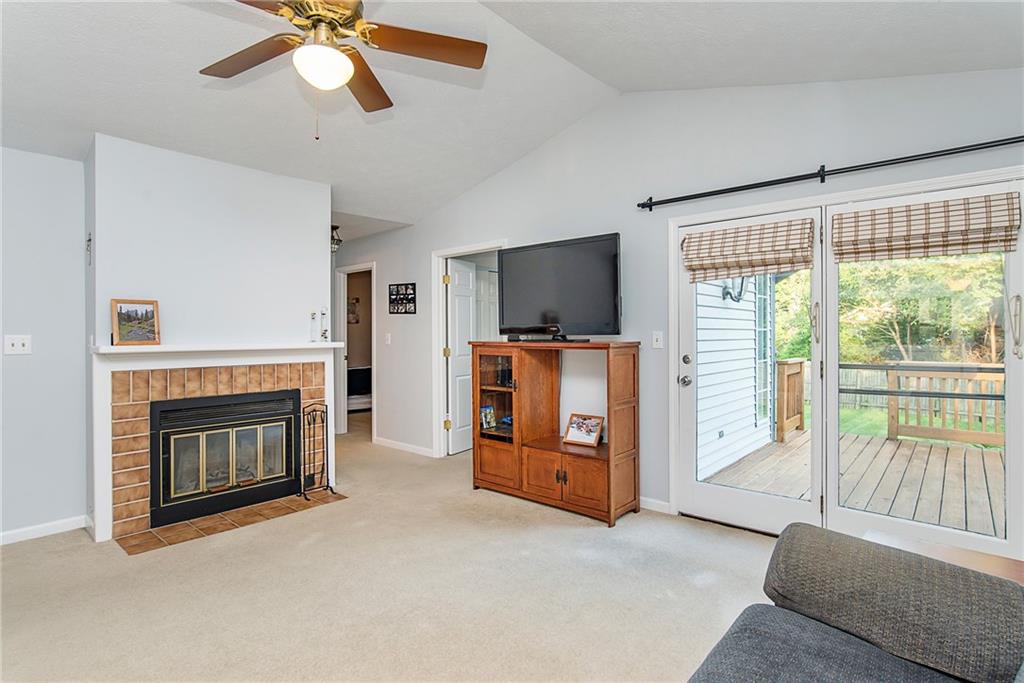 9119 Warwick Road Indianapolis, IN 46240 - Photo 10 of 28