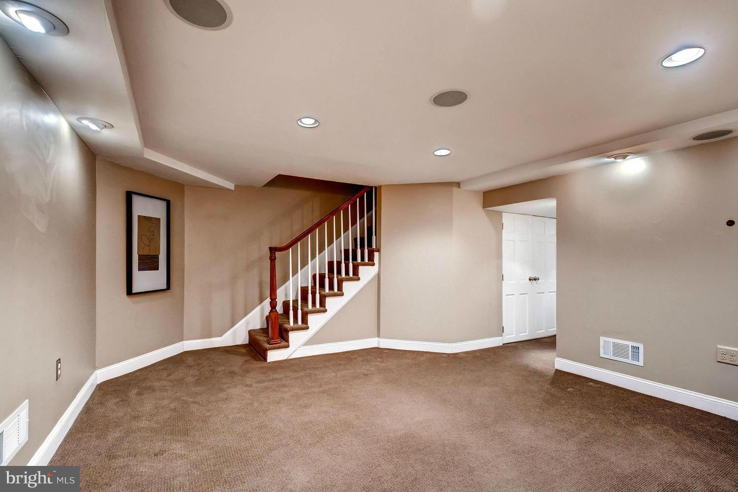 256 Stanmore Road Baltimore, MD 21212 - Photo 22 of 27 Basement w/ Lighting