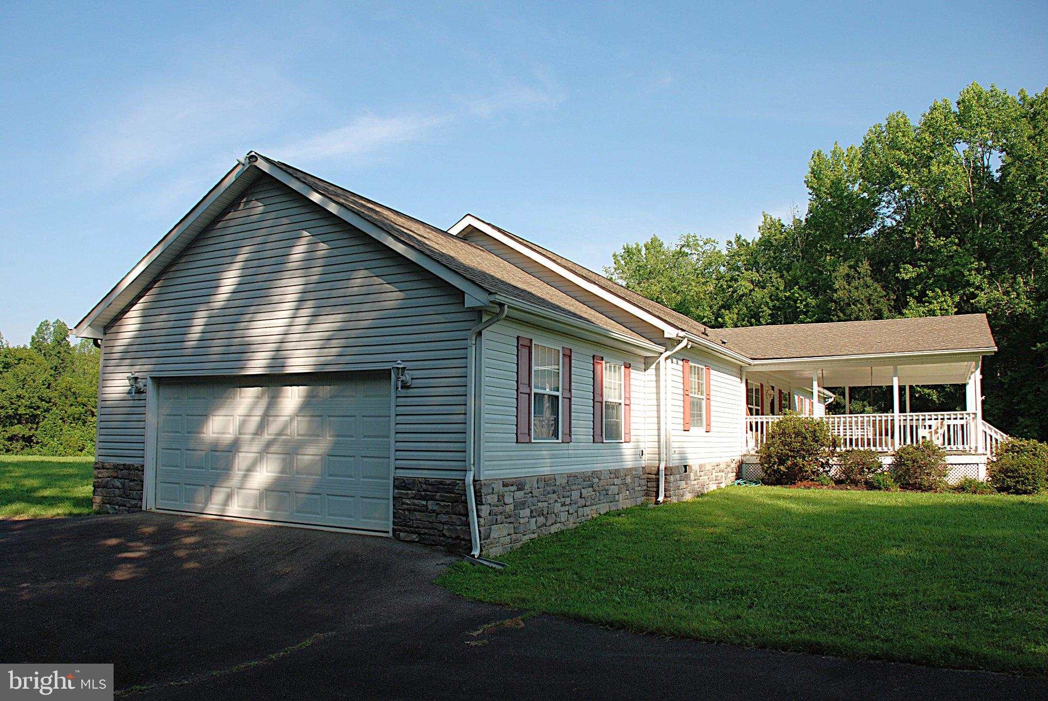 4508 Lewiston Road Bumpass, VA 23024 - Photo 20 of 84 Charming home with inviting porch.