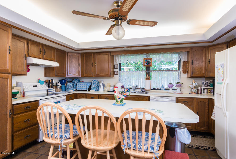 4106 Hield Road Northwest Palm Bay, FL 32907 - Photo 11 of 33 med-6.jpg
