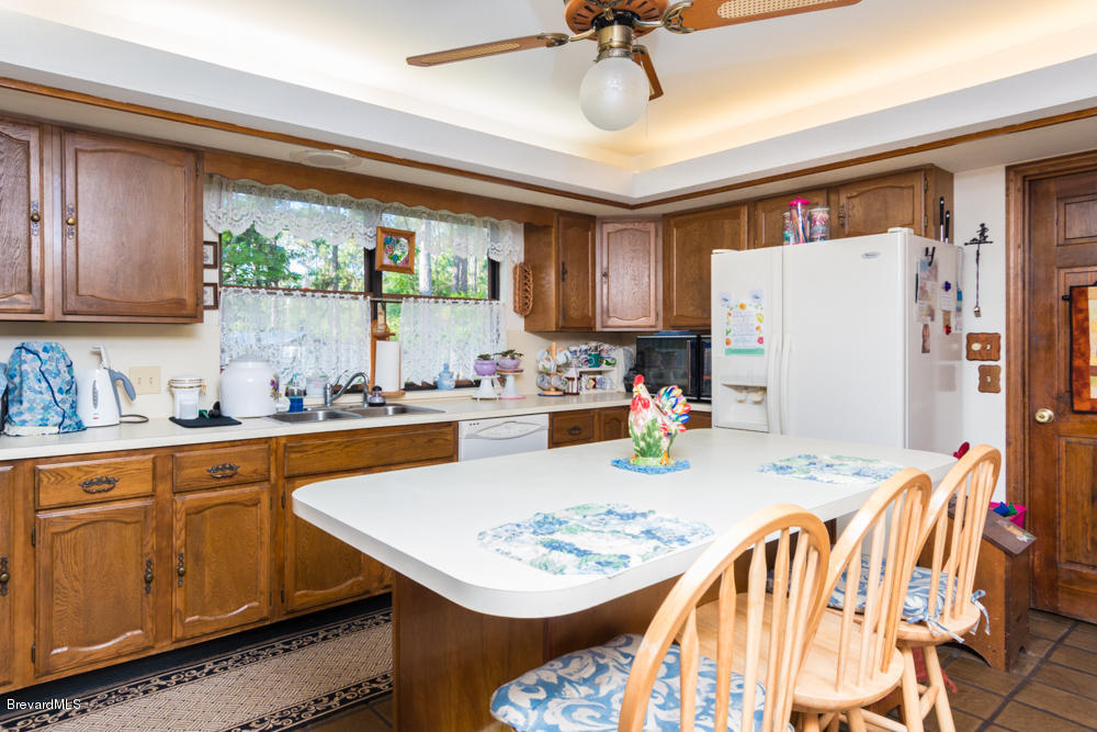4106 Hield Road Northwest Palm Bay, FL 32907 - Photo 12 of 33 med-7.jpg