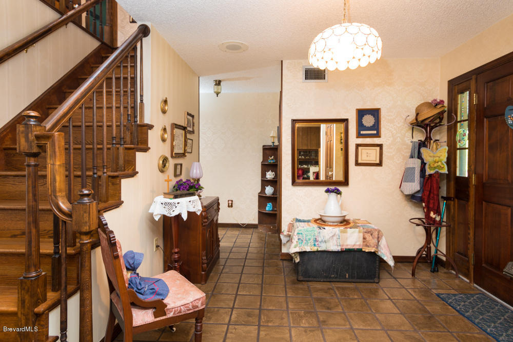 4106 Hield Road Northwest Palm Bay, FL 32907 - Photo 6 of 33 med-1.jpg