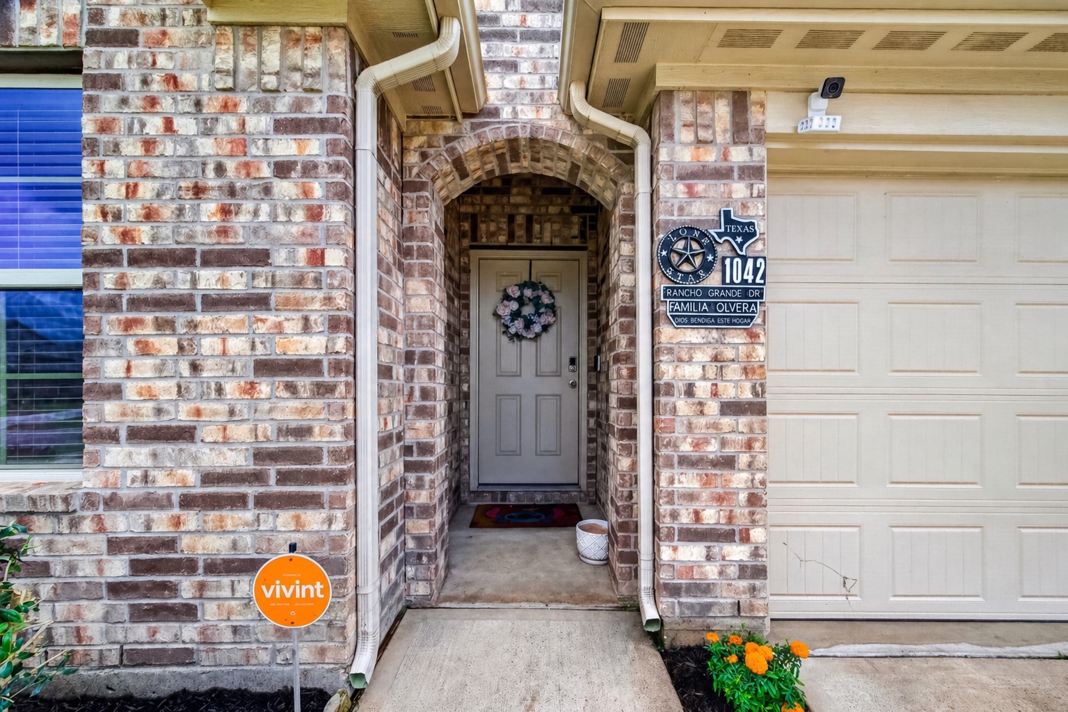 1042 Rancho Grande Drive Channelview, TX 77530 - Photo 3 of 36