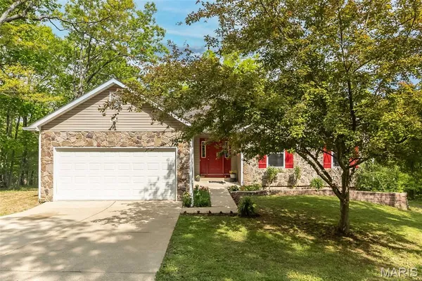 $359,000 | 9508 Bent Tree Drive, Hillsboro, MO 63050