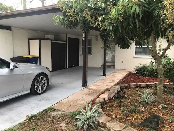 $1,750 | 2037 Sunset Grove Lane, Clearwater, FL 33765