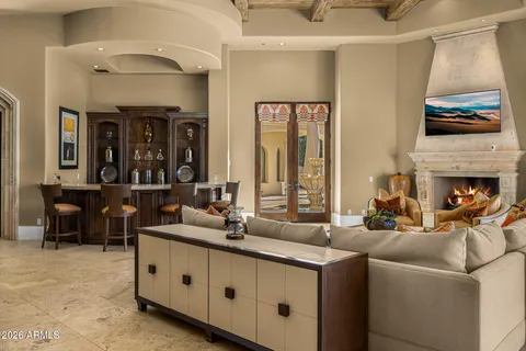 $8,995,000 | 7170 North 69th Place, Paradise Valley, AZ 85253