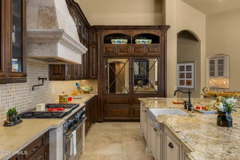 $8,995,000 | 7170 North 69th Place, Paradise Valley, AZ 85253