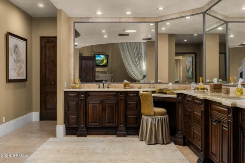 $7,995,000 | 7170 North 69th Place, Paradise Valley, AZ 85253