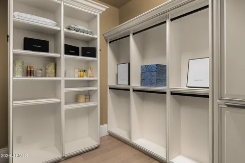 $7,995,000 | 7170 North 69th Place, Paradise Valley, AZ 85253