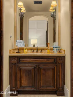$7,995,000 | 7170 North 69th Place, Paradise Valley, AZ 85253