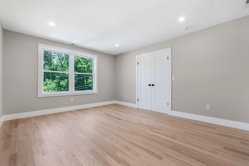 15 Foss Road, Unit A Framingham, MA 01702 - Photo 22 of 36