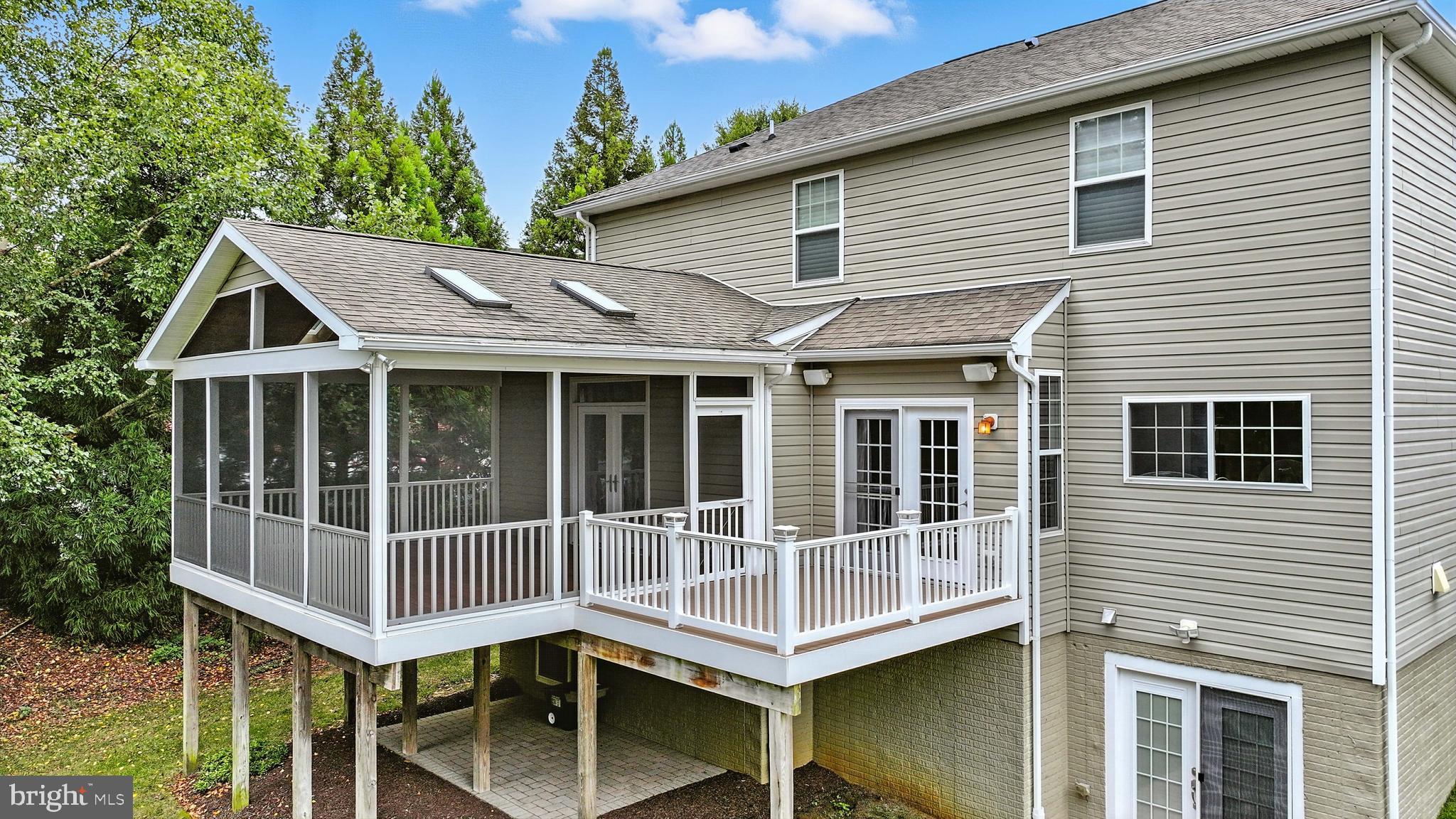 1901 Eamons Way Annapolis, MD 21401 - Photo 57 of 64 a view of a house with a porch