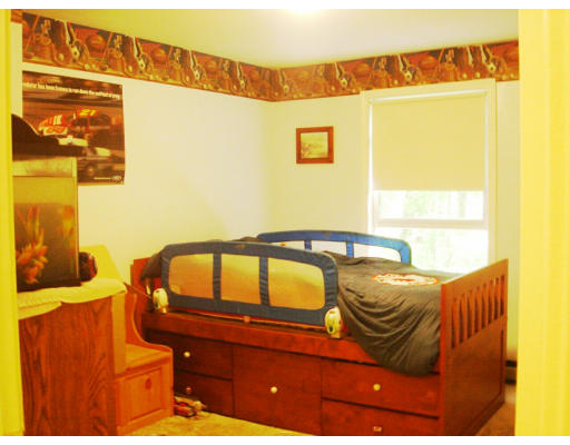 242 Charlton Road Spencer, MA 01562 - Photo 8 of 13 Gallery Image 8