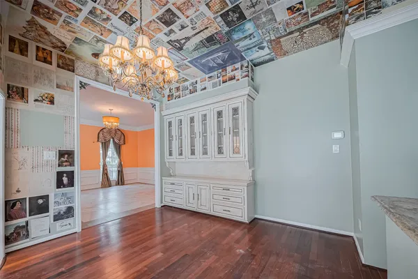 a view of livingroom with hallway