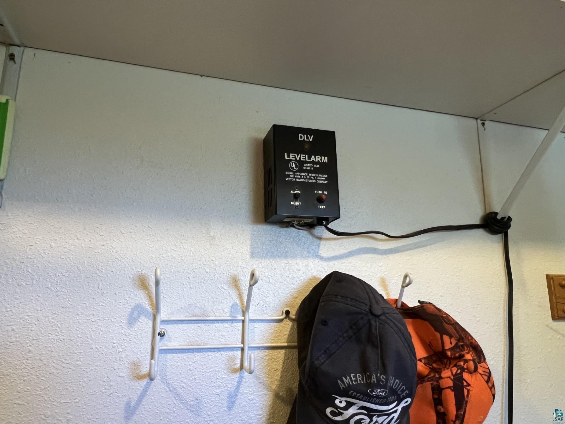 5144 Eagle Lake Road Duluth, MN 55803 - Photo 39 of 47 View of interior details