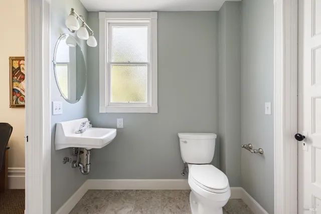 $825,000 | 531 East Washington Street, Petaluma, CA 94952