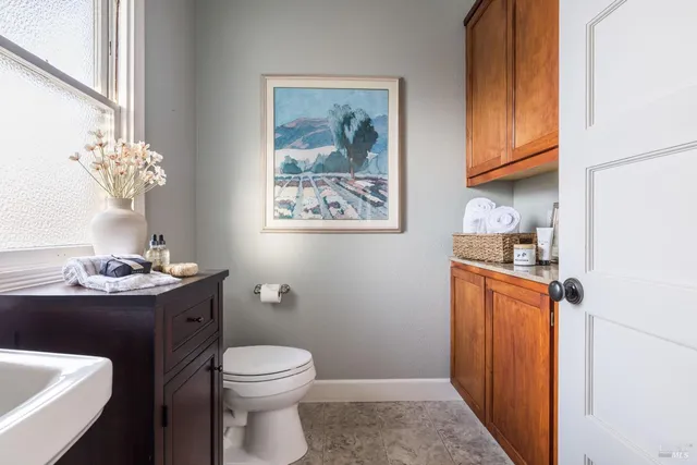 $775,000 | 531 East Washington Street, Petaluma, CA 94952