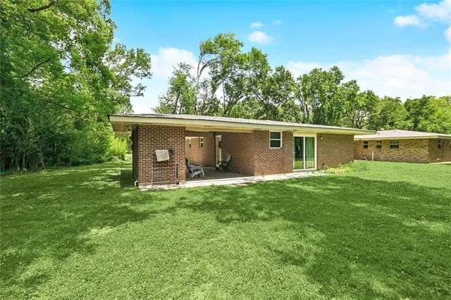 $1,255,000 | 100-11 Sherwood Drive, Hammond, LA 70401