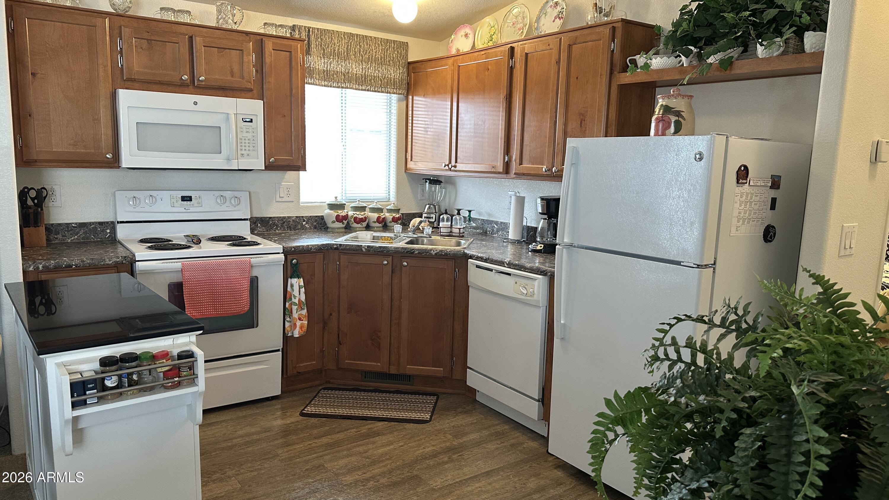 834 South Meridian Road, Unit 174 Apache Junction, AZ 85120 - Photo 42 of 56 IMG_0251