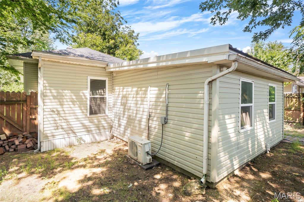 212 West Davidson Avenue Chaffee, MO 63740 - Photo 8 of 21