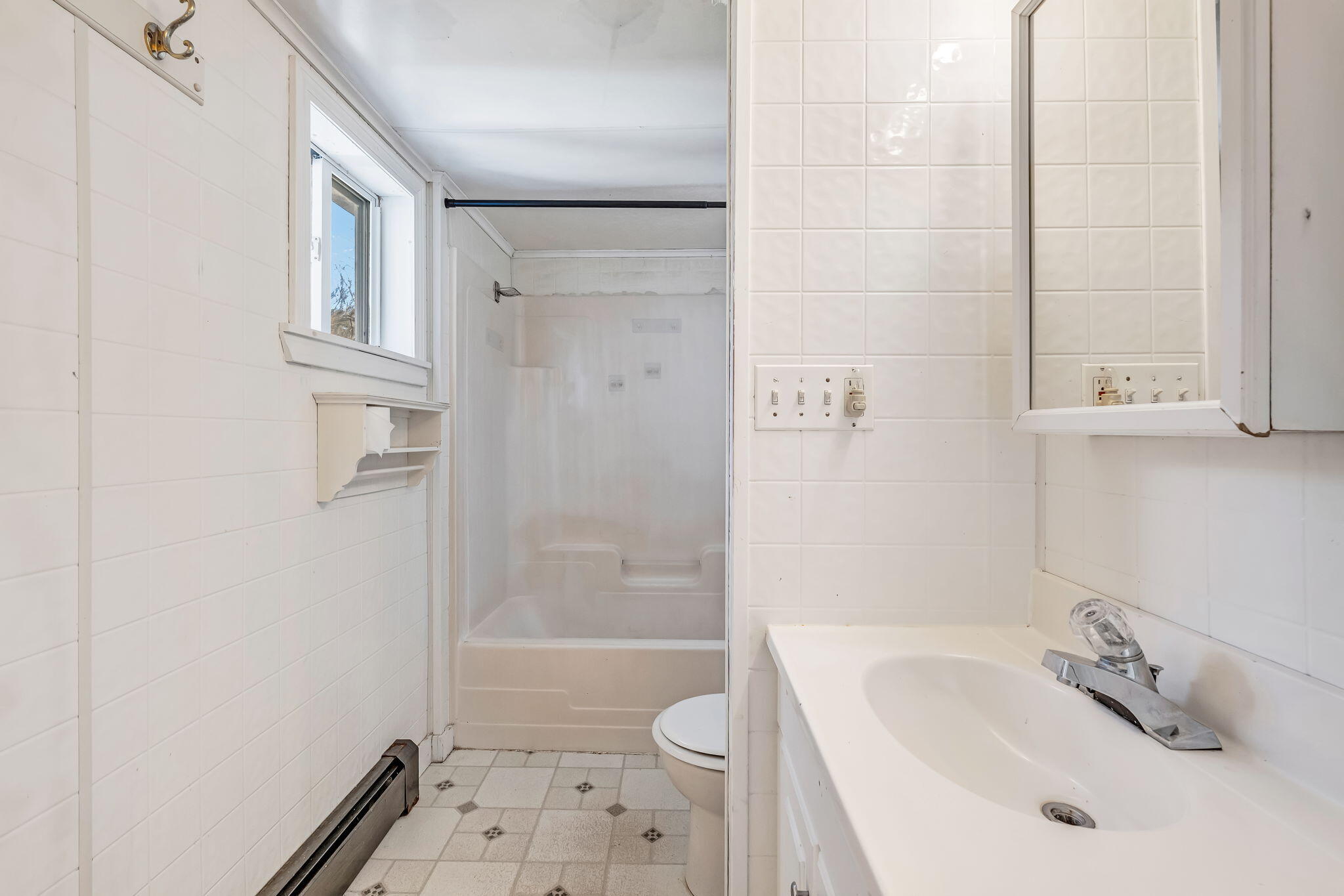 307 Church Road Brunswick, ME 04011 - Photo 6 of 25 15-web-or-mls-307-church-rd