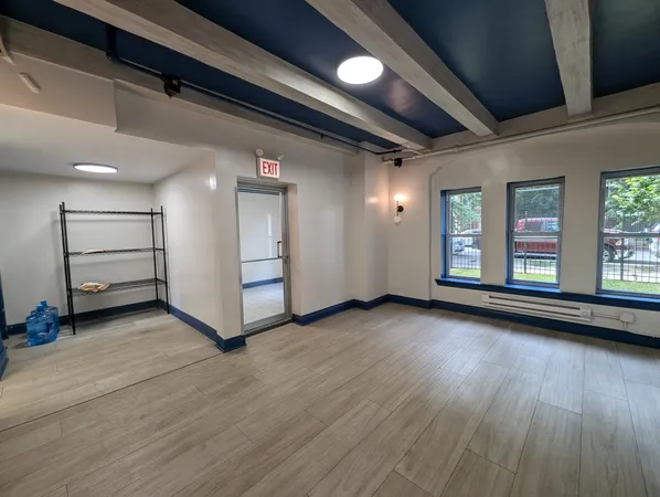 $1,195 | 5417 North Kenmore Avenue, Unit 211, Chicago, IL 60640