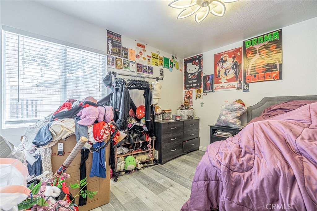 2078 Swindon Avenue Simi Valley, CA 93063 - Photo 24 of 44 a bed room with a bed and a bed
